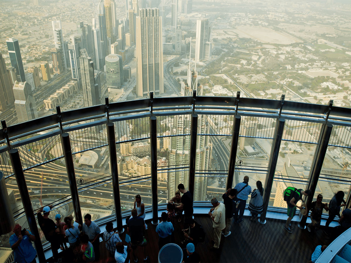 سکوهای تماشای برج خلیفه در طبقات آخر