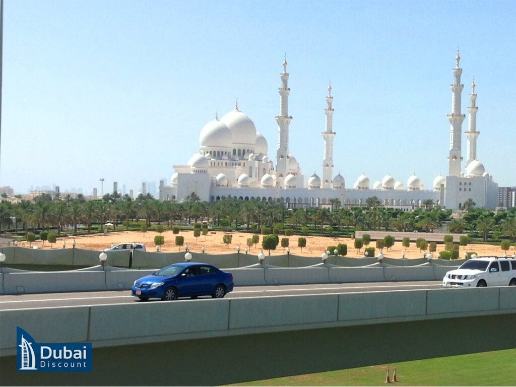 قوانین و مقررات رانندگی در ابوظبی 